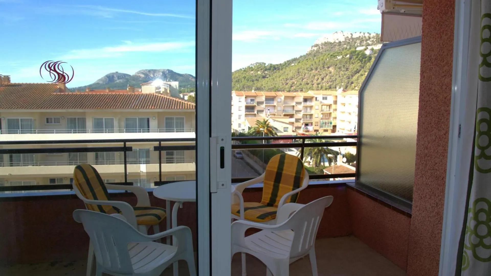 Apartamento Amplio En La Playa Con Piscina Y Aire Acondicionado, Cerca Del Centro Y Supermercado - Es-323-37 埃斯塔蒂特 0*,  西班牙